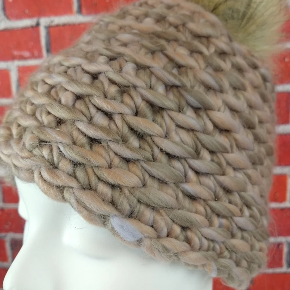 ✔️Universal Thread hat - Picture 5 of 8